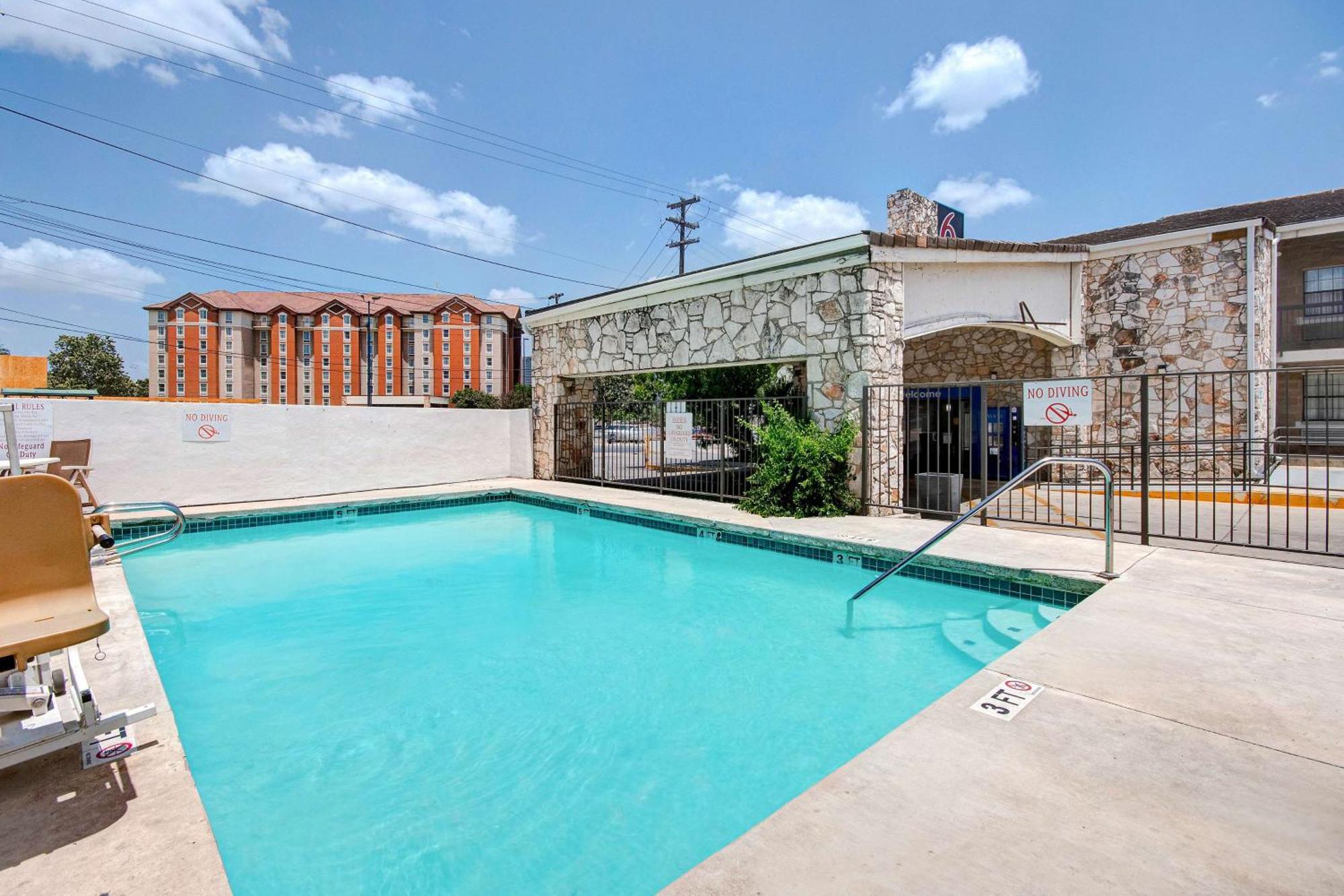 Studio 6 San Antonio Tx Northwest Medical Center エクステリア 写真